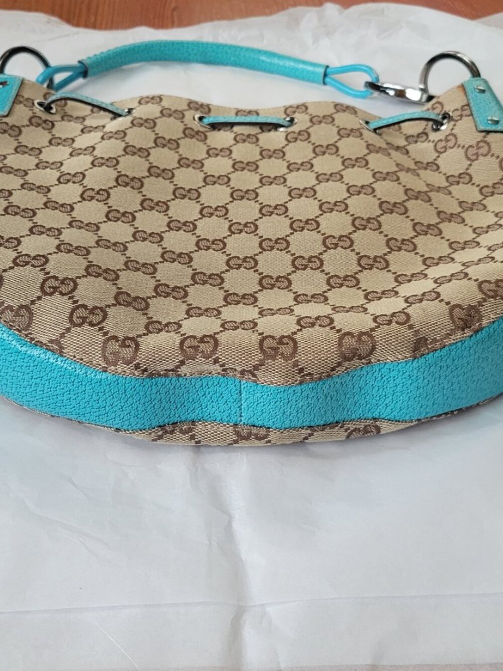 Authentic Tom Ford era Turquoise Gucci Hobo - Picture 16 of 16